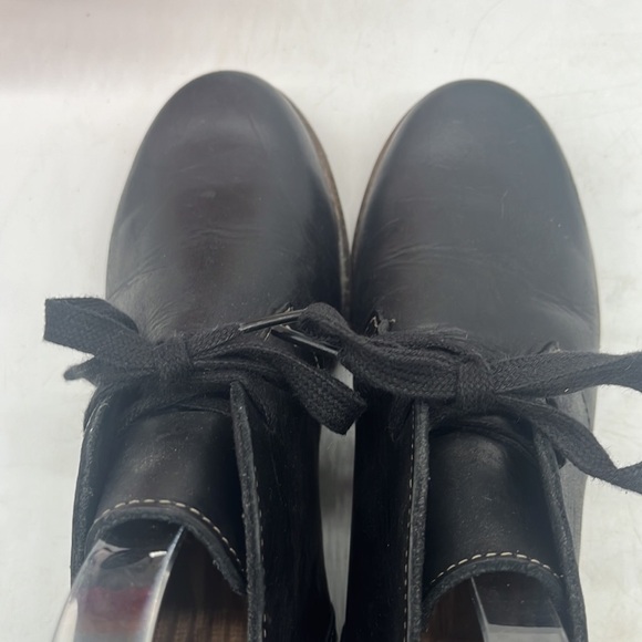 Clarks Black Leather Lace Up Heeled Ankle Bootie Size 6 BAB4288E - Picture 5 of 10